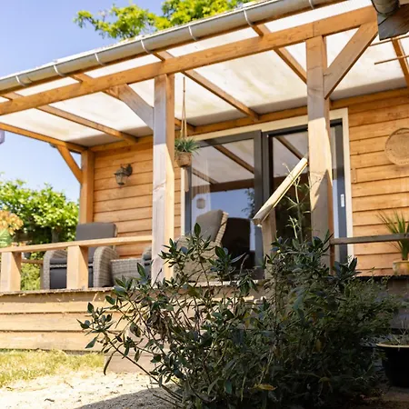 Holiday home Gezellig Ruim Landelijk Aan Het Water *