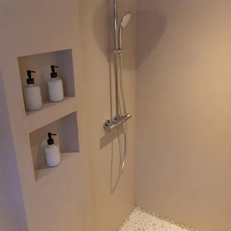 Gezellig Ruim Landelijk Aan Het Water Spijkenisse