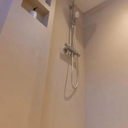 Gezellig Ruim Landelijk Aan Het Water * Spijkenisse