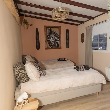 Gezellig Ruim Landelijk Aan Het Water Holiday home *