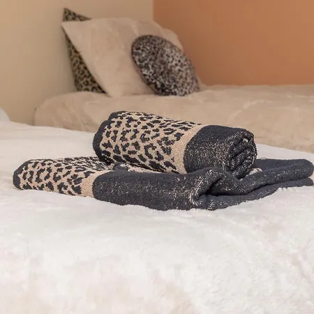 Gezellig Ruim Landelijk Aan Het Water * Spijkenisse