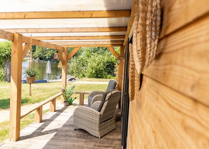 Gezellig Ruim Landelijk Aan Het Water Tatil Evi *