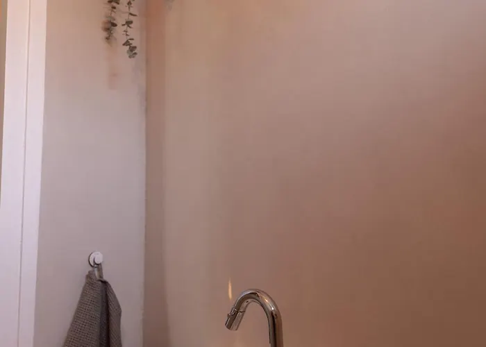 Nyaraló Gezellig Ruim Landelijk Aan Het Water Spijkenisse