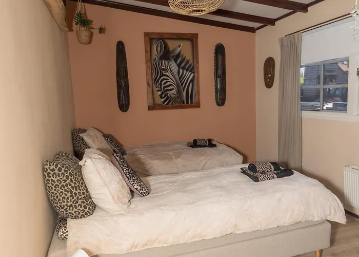 Gezellig Ruim Landelijk Aan Het Water Nyaraló *