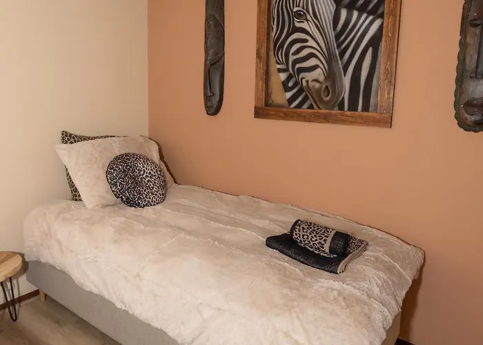 Nyaraló Gezellig Ruim Landelijk Aan Het Water Spijkenisse